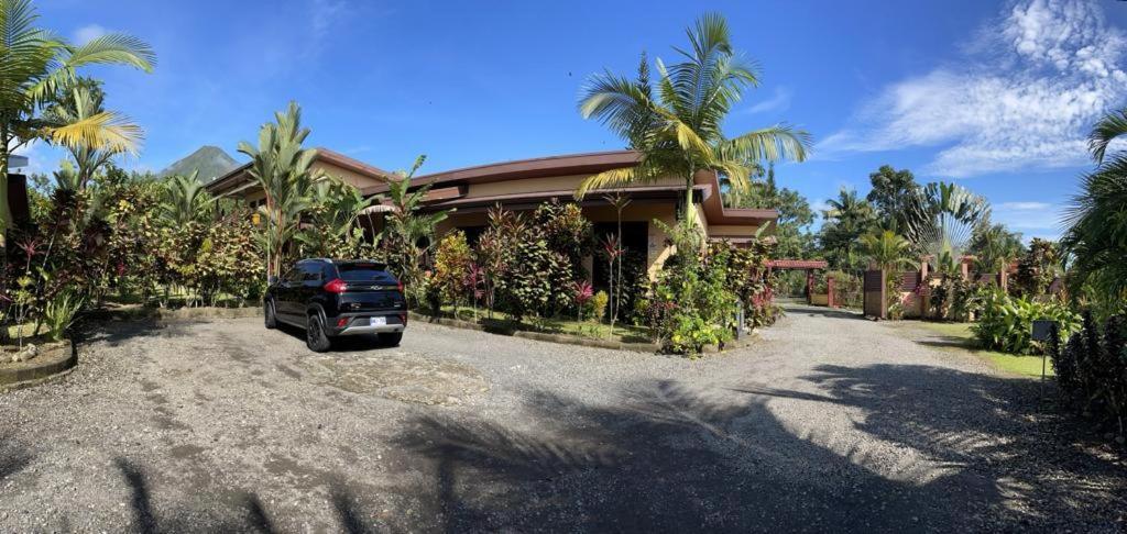 Aunty Arenal Lodge La Fortuna Exteriör bild