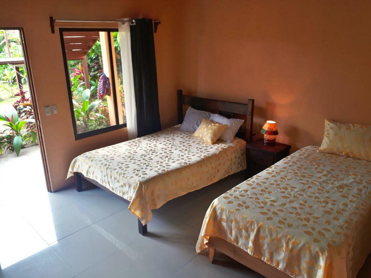 Aunty Arenal Lodge La Fortuna Rum bild